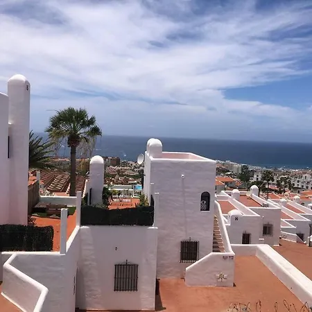 아파트 Birgitt En Aloha Garden Con Vista Mar Y Piscina 아데제