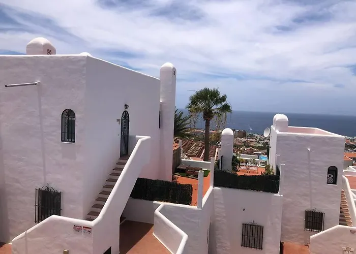 Birgitt En Aloha Garden Con Vista Mar Y Piscina Appartement
