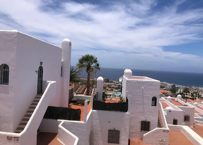 Birgitt En Aloha Garden Con Vista Mar Y Piscina